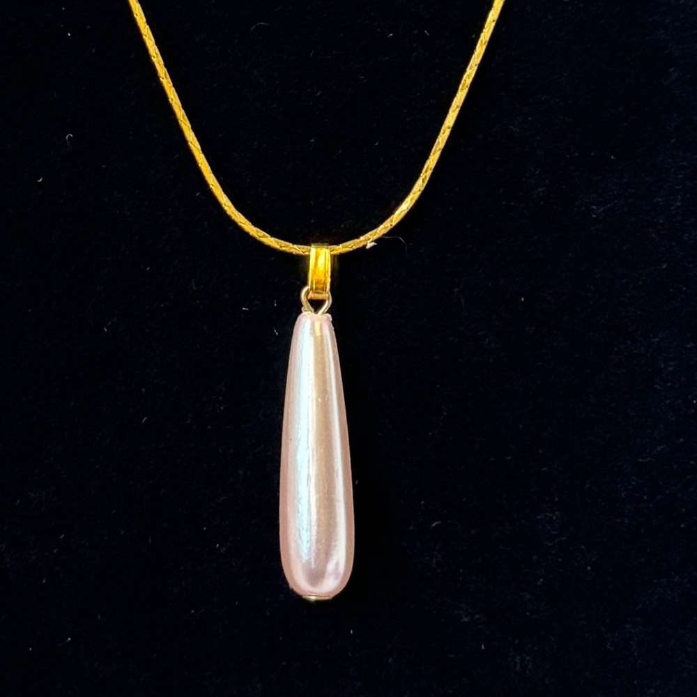 Pendant only - Elegant Pink Pearl Pendant